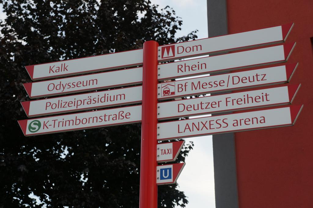 Koeln Deutz/Messe, Lanxess Arena Apartamento Exterior foto